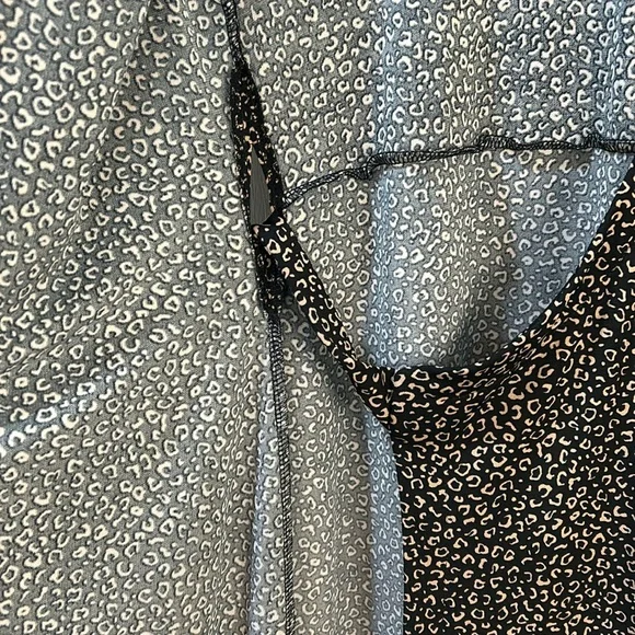 ANN TAYLOR WRAP DRESS WOMEN SIZE 6 BLACK TAN LONG SLEEVE ANIMAL PRINT - Picture 8 of 15